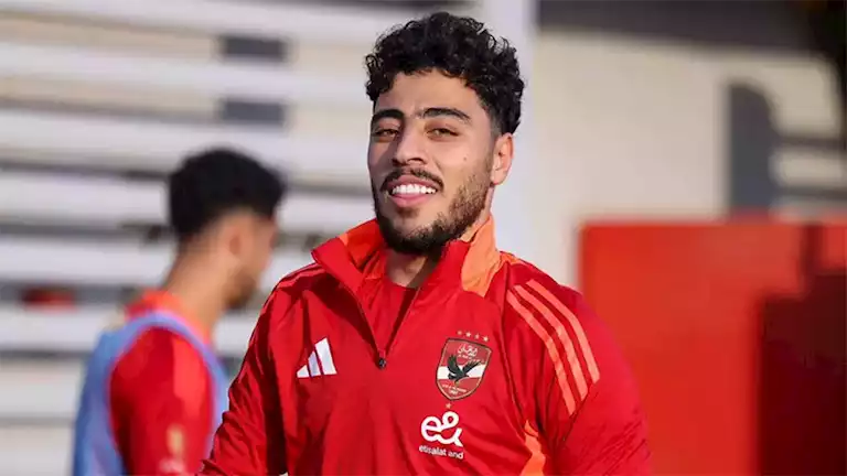 أكرم توفيق يودع جماهير الأهلي باكياً بعد انتقاله إلى الشمال القطري (فيديو)