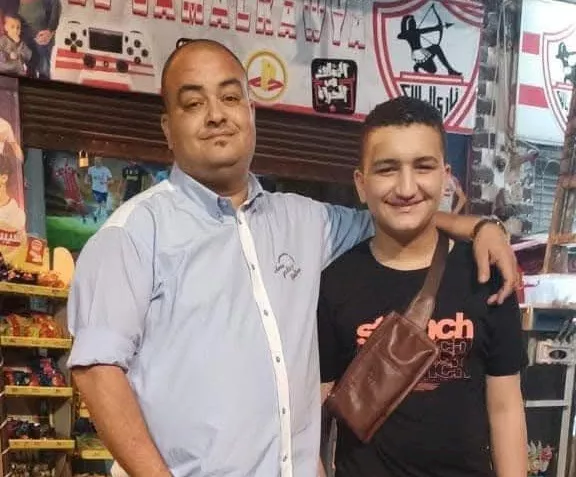 طالب الثانوية العامة سمير تامر ووالده