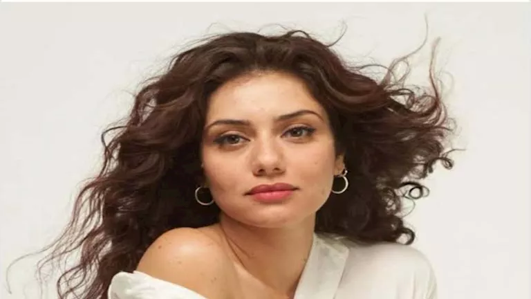 جيهان الشماشرجي تتألق كضيفة في برنامج صاحبة السعادة مع إسعاد يونس.. لا تفوتوا هذا الموعد المميز!