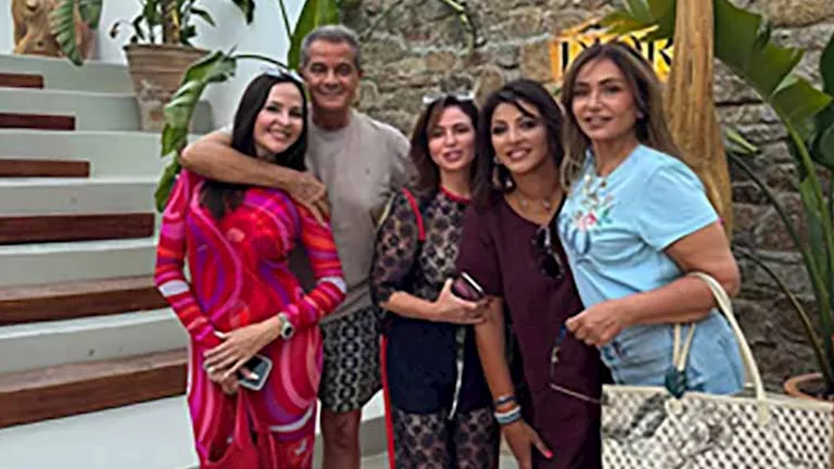 استمتعوا بأجواء الصيف مع 25 صورة رائعة لليلى علوي بالشورت ومي عمر بفستان جريء
