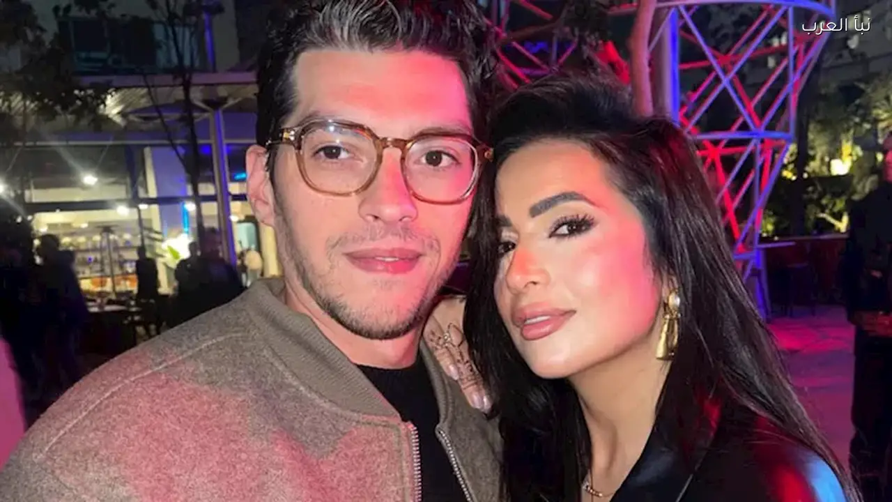 20 صورة رومانسية تجمع دنيا المصري وزوجها تتصدر التريند