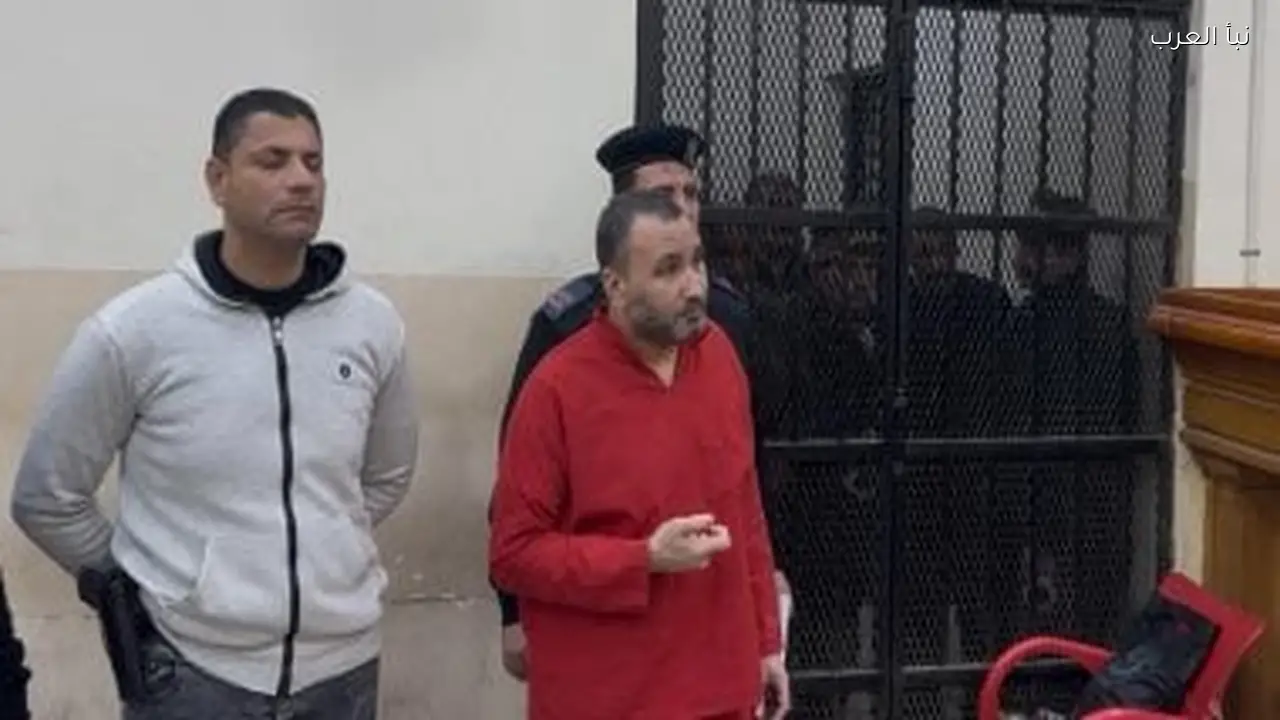 10 مشاهد من محاكمة قاتل شقيقه وطفليه بعد تأييد حكم الإعدام