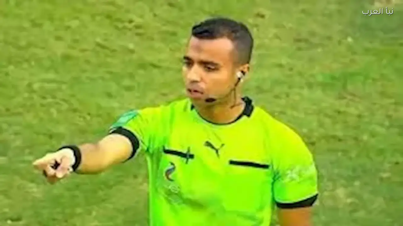 الشهدي يدير مباراة الأهلي وسموحة في الدوري المصري