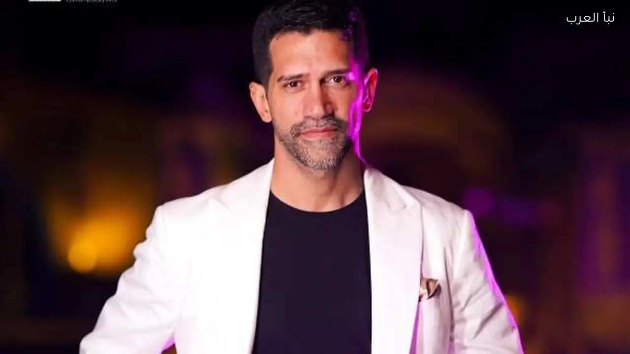 الفنان أحمد مجدي ينعى وفاة أحد أقربائه