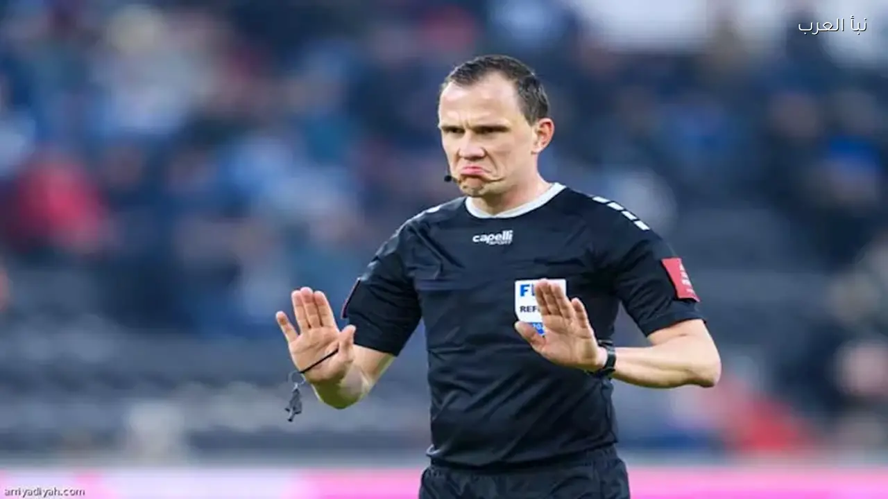 حكم قمة الهلال والشباب: 7 معلومات هامة عنه في دوري روشن