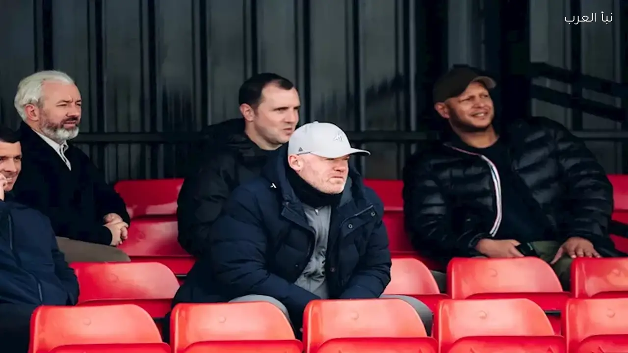 روني يدعم نجله في مباراة مانشستر يونايتد تحت 18 عاماً