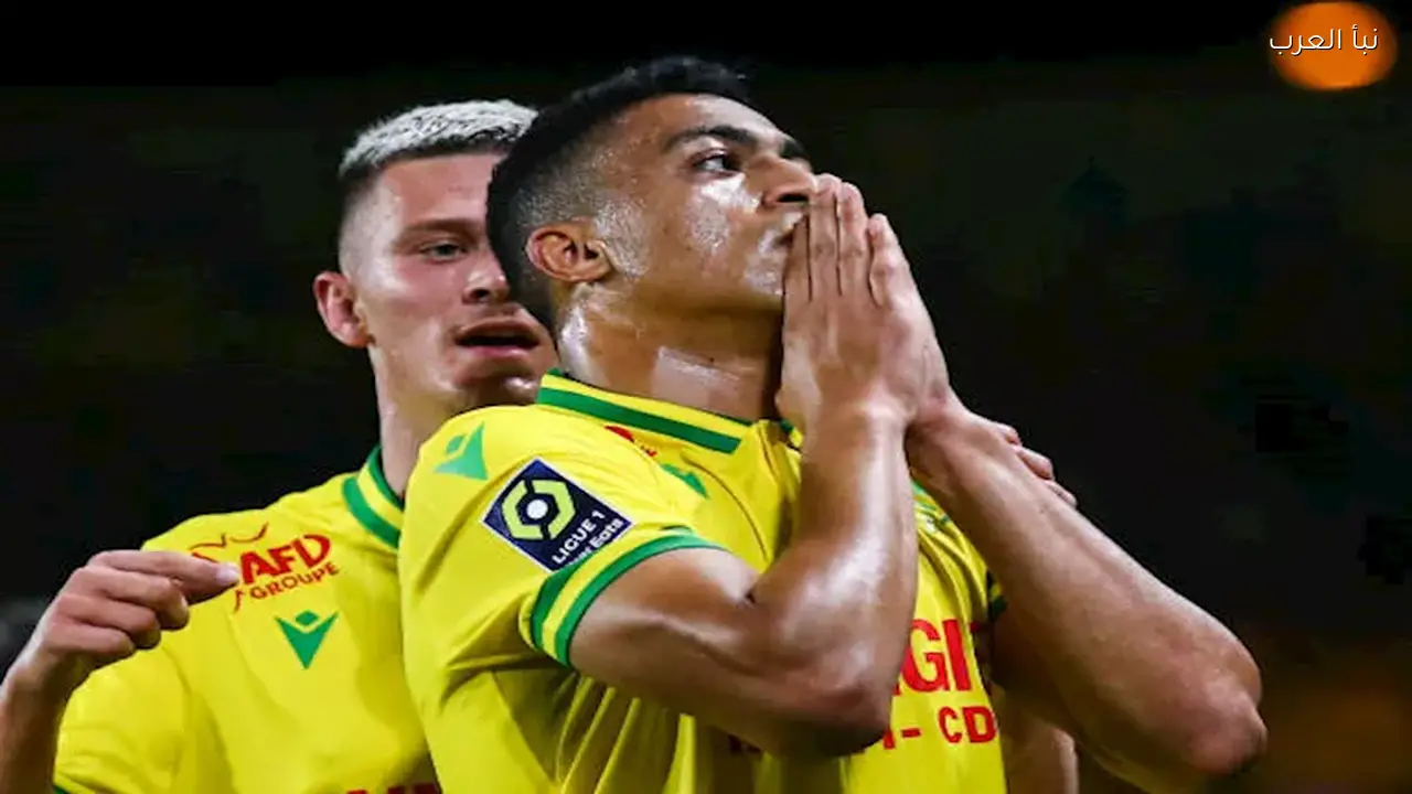 مصطفى محمد ولاعبو نانت يتناولون الإفطار أثناء أذان المغرب في مباراة لوهافر