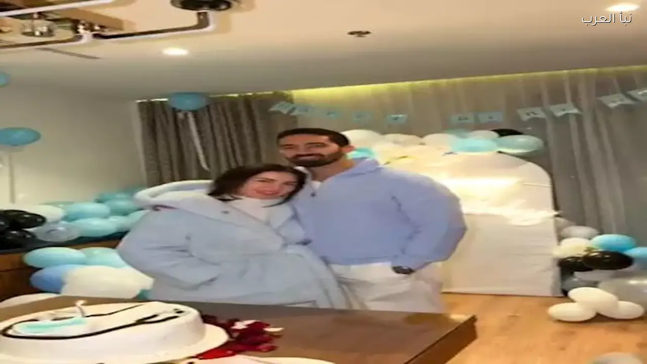 مي عز الدين تشارك صورًا جديدة مع زوجها بإطلالة شتوية أنيقة