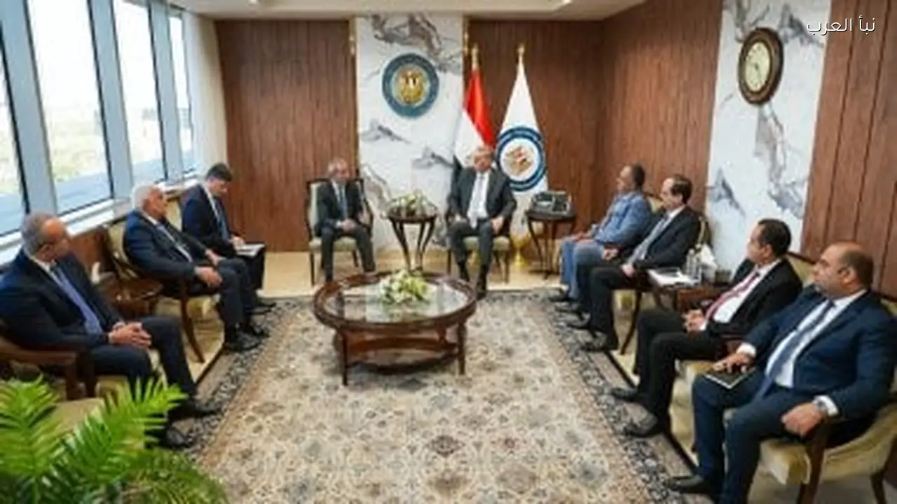 وزير البترول يبحث مع إينى زيادة الإنتاج وربط الحقول القبرصية