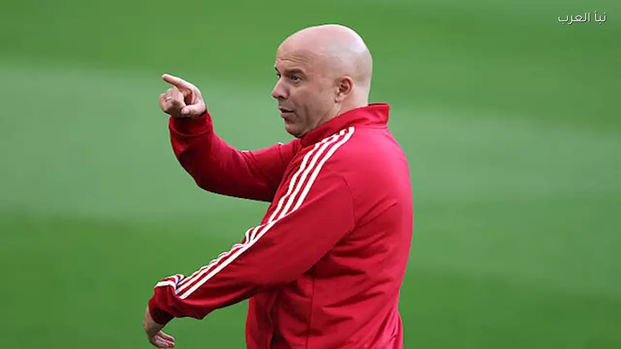 أرني سلوت: أعيش نفس التحديات مع تراجع مستوى ليفربول