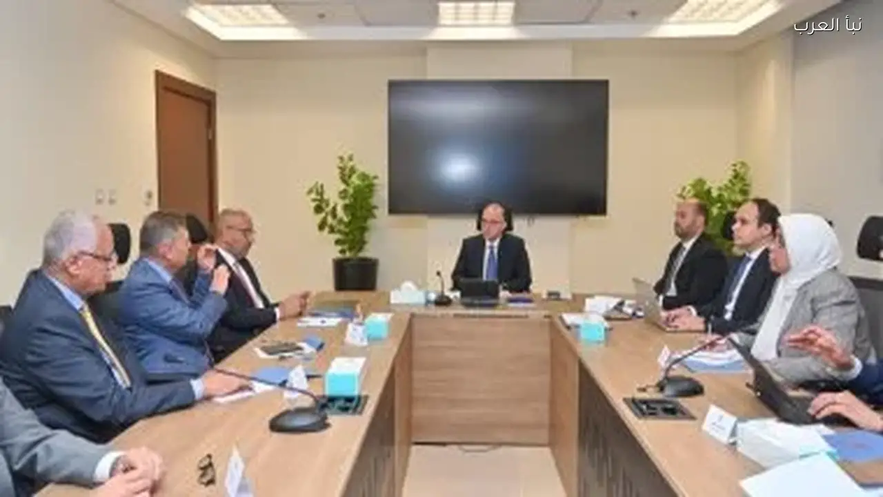 اجتماع وزير الاستثمار مع شركات السكر لبحث وضع السوق اليوم