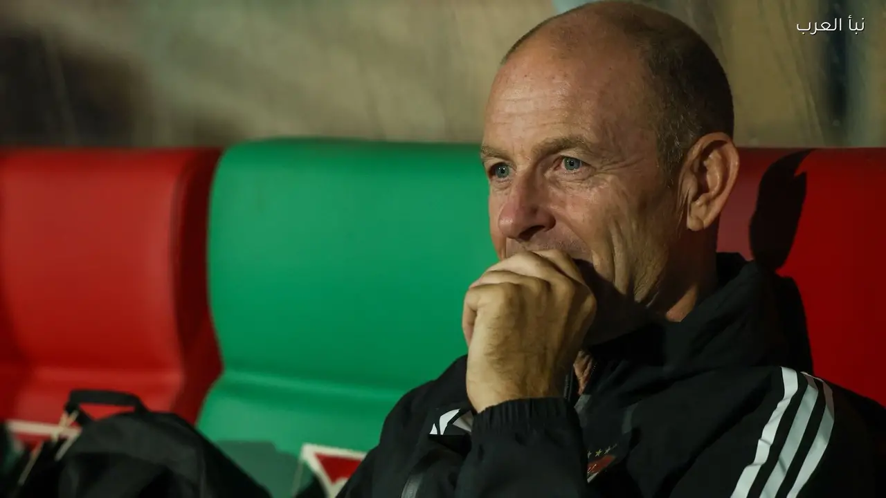 الأهلي المصري: الأزمة المالية تؤجل تغيير مدرب الفريق توروب