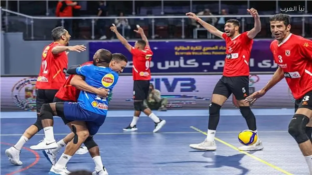 الأهلي يقترب من لقب دوري كرة الطائرة بعد الفوز على الطيران