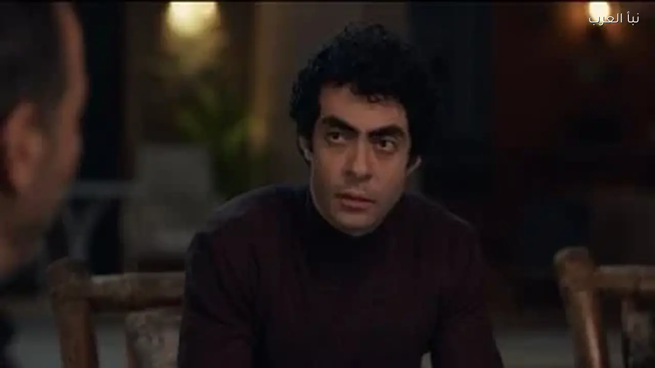 بدر أباظة يحتفل ببراءة أحمد أبو زيد في الحلقة 12 من فرصة أخيرة