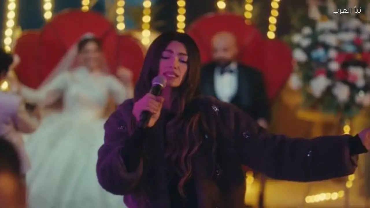 تارا عماد تغني “اتغاظوا بقي” في زفاف شقيقة عباس الريس