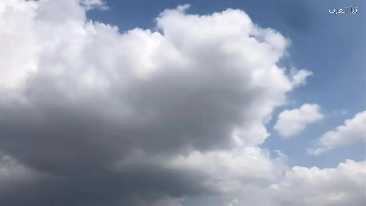 تحذير للسائقين اليوم: رياح قوية تؤثر على الطرق السريعة والرؤية الأفقية