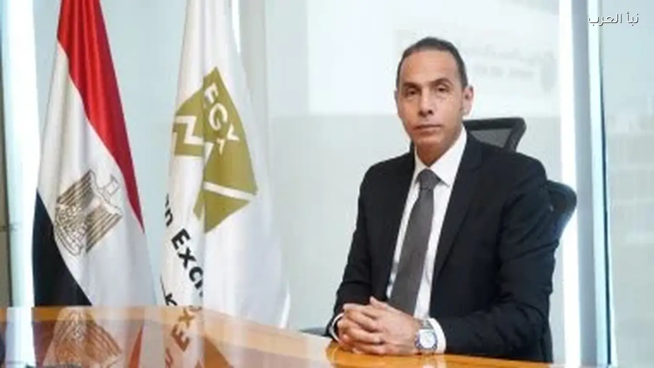 تكليف الدكتور إسلام عزام برئاسة الهيئة العامة للرقابة المالية اليوم