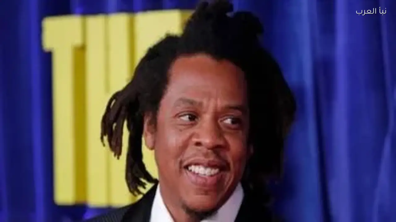 جاي-زي يغير اسمه إلى JAŸ-Z قبل حفل كبير ويثير الجدل حول هويته الفنية