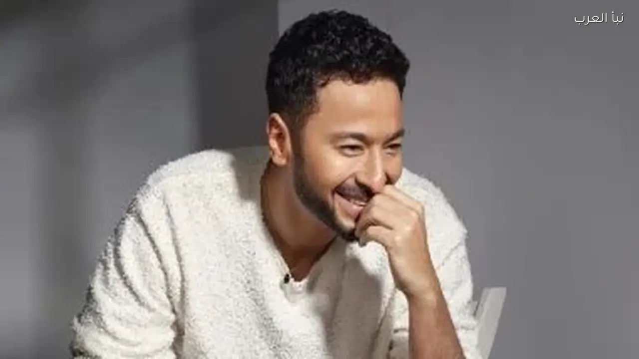 حمادة هلال يحتفل بعيد الفطر في العين السخنة الليلة