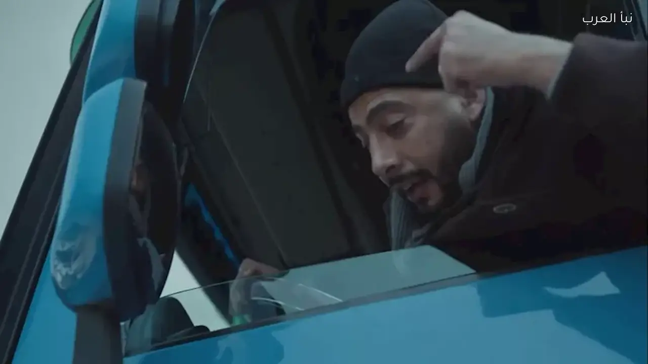 عصام السقا يشارك كواليس تصوير مشهد “كلاكس العربية” في صحاب الأرض