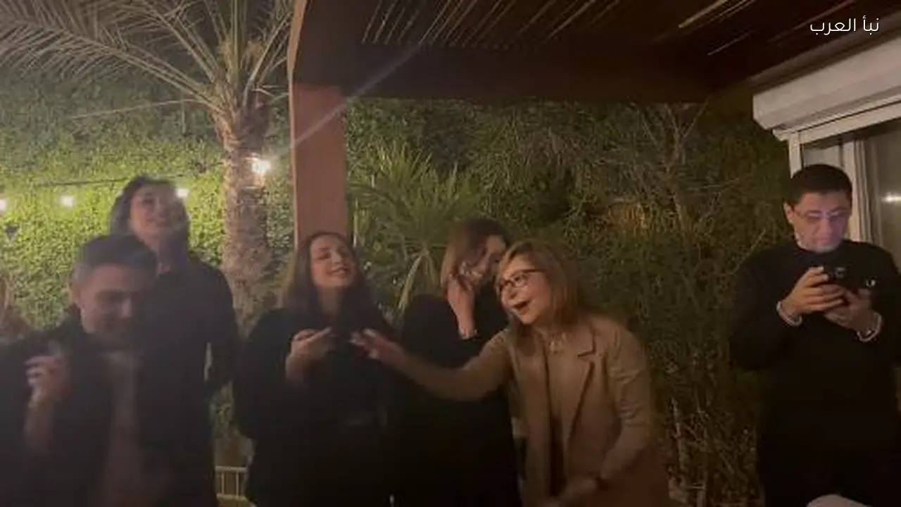 لميس الحديدي: آسر ياسين ودينا الشربيني في أفضل حالاتهم في “اتنين غيرنا”