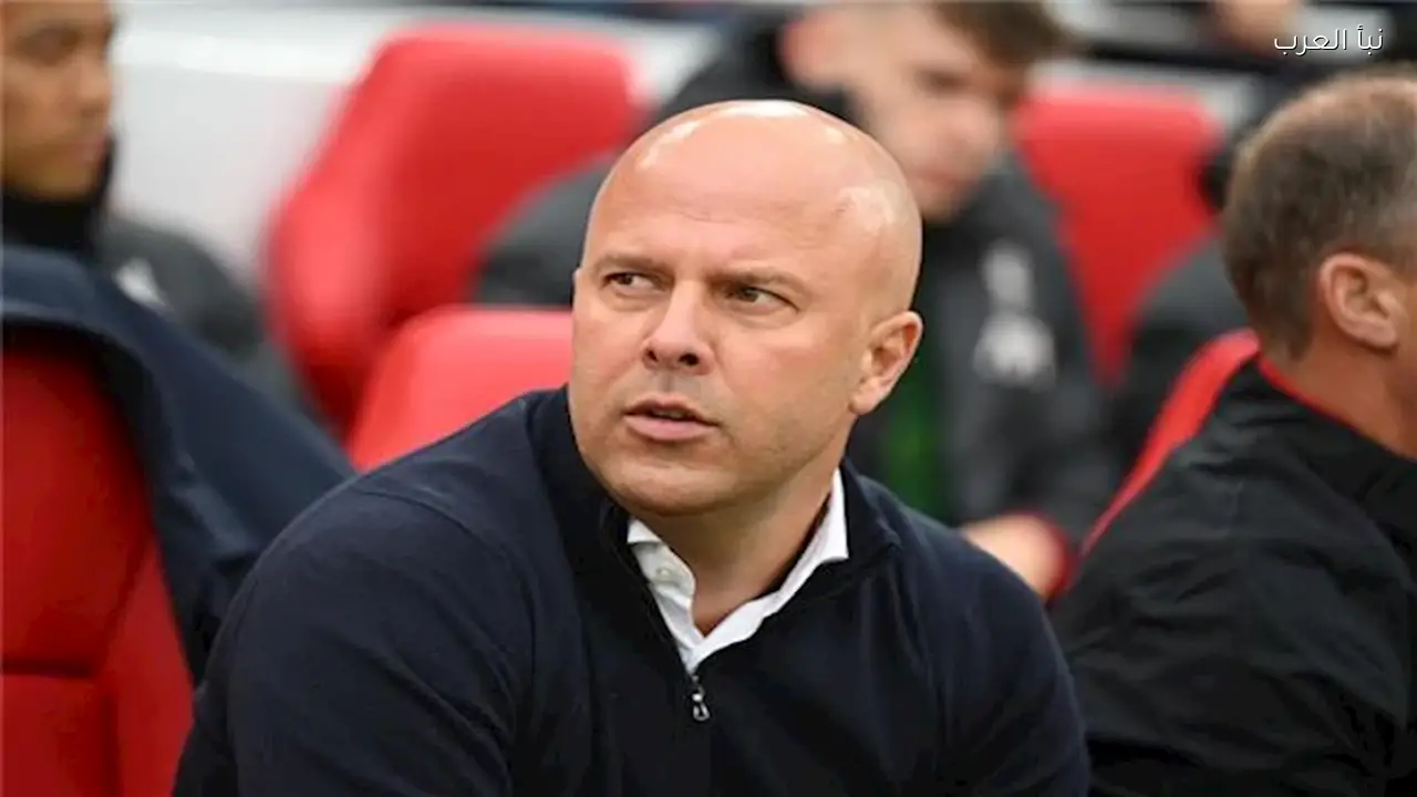 ليفربول يكشف موقفه من مستقبل سلوت مع الفريق