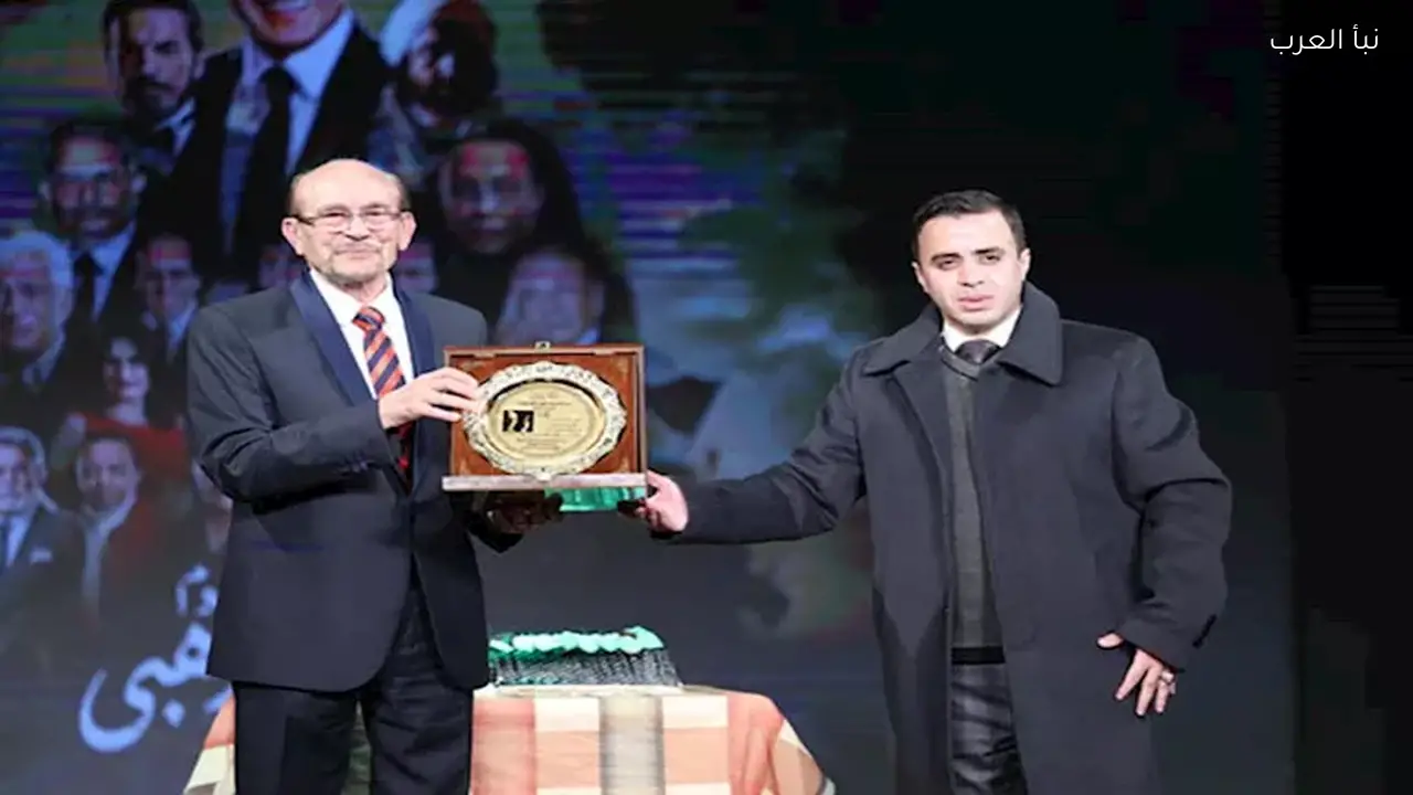 محمد صبحي يكرم نجوم الزمن الجميل ويشير لتراجع الهوية الفنية